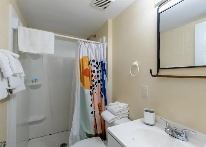 Budget Friendly In The Heart Of Gulf Shores! Holiday home *