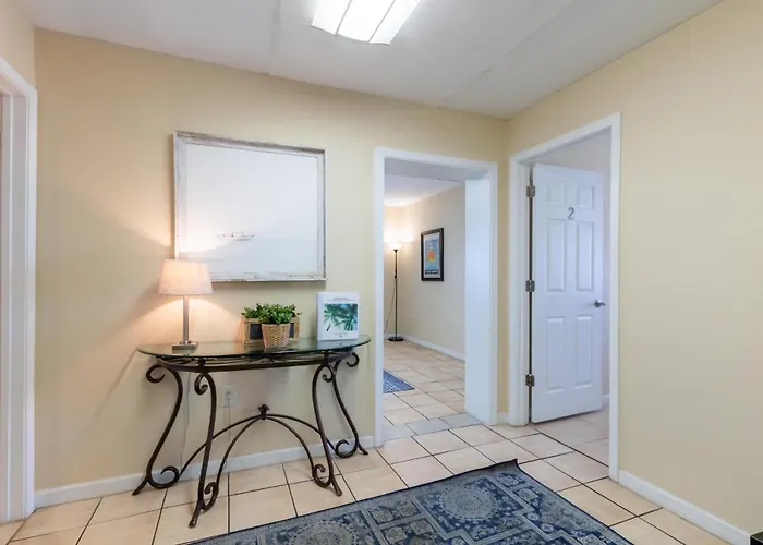 Budget Friendly In The Heart Of Gulf Shores! Holiday home Gulf Shores