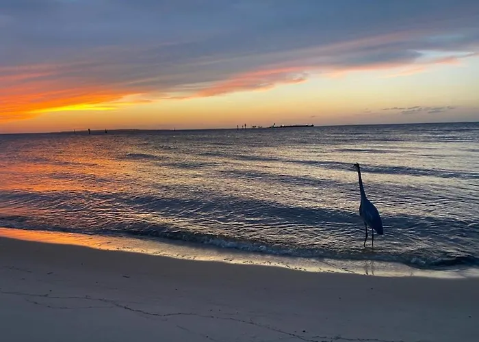 Holiday home Budget Friendly In The Heart Of Gulf Shores! Gulf Shores