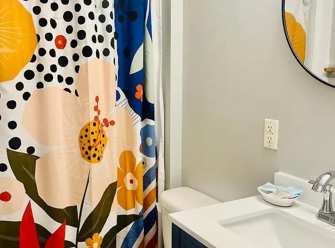 Budget Friendly In The Heart Of Gulf Shores! Holiday home